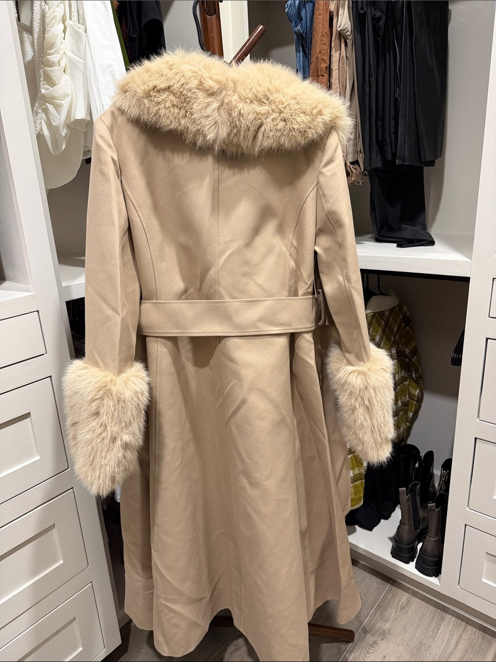 The Almond Groupie Coat - Picture 7 of 8